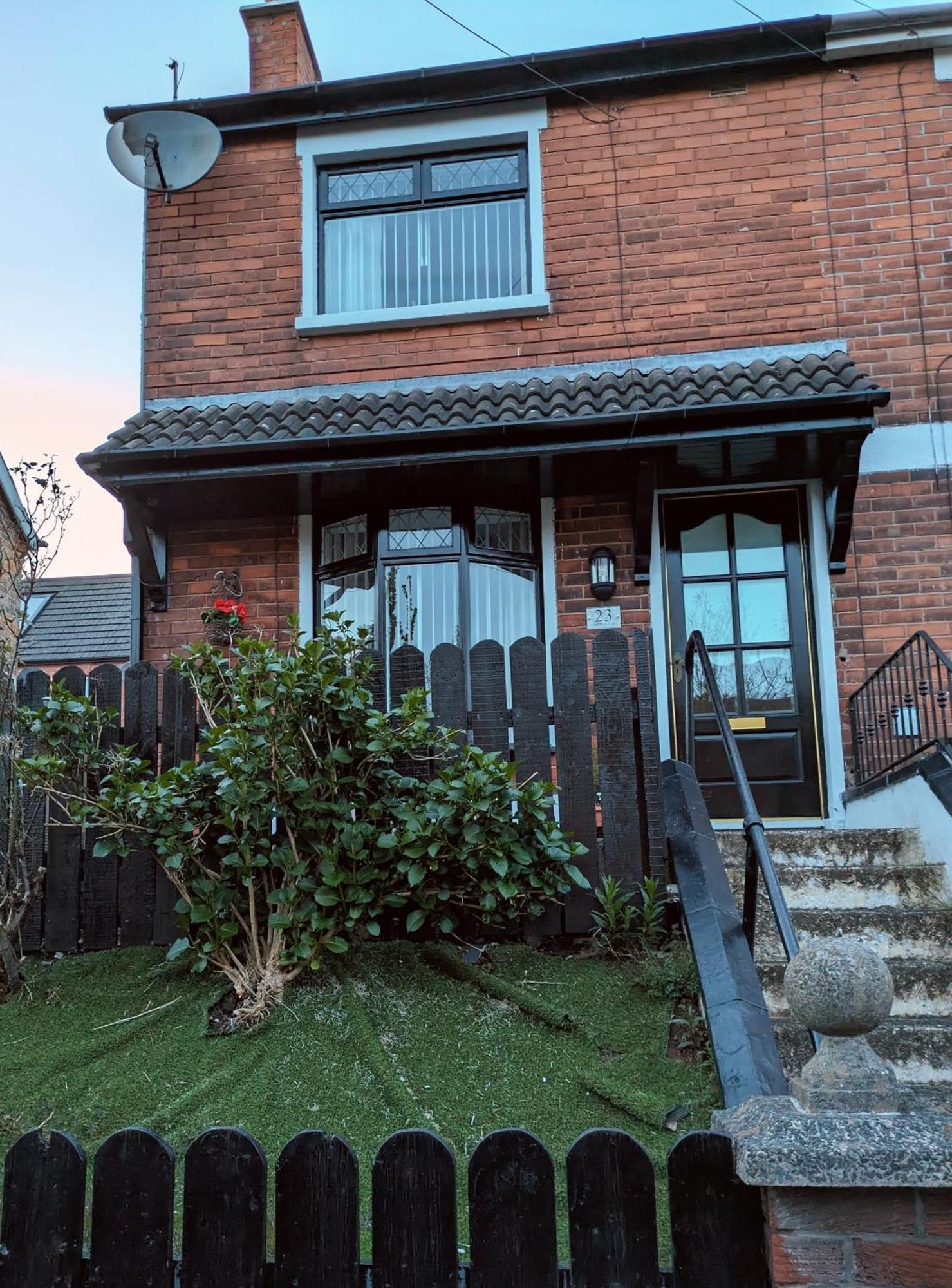 Mairead - Cosy Property In Gaeltacht Quarter Belfast Bagian luar foto